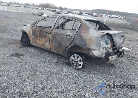 2011 Nissan Sentra 2.0Sr из США, поврежденный, VIN 3N1AB6AP8BL624098